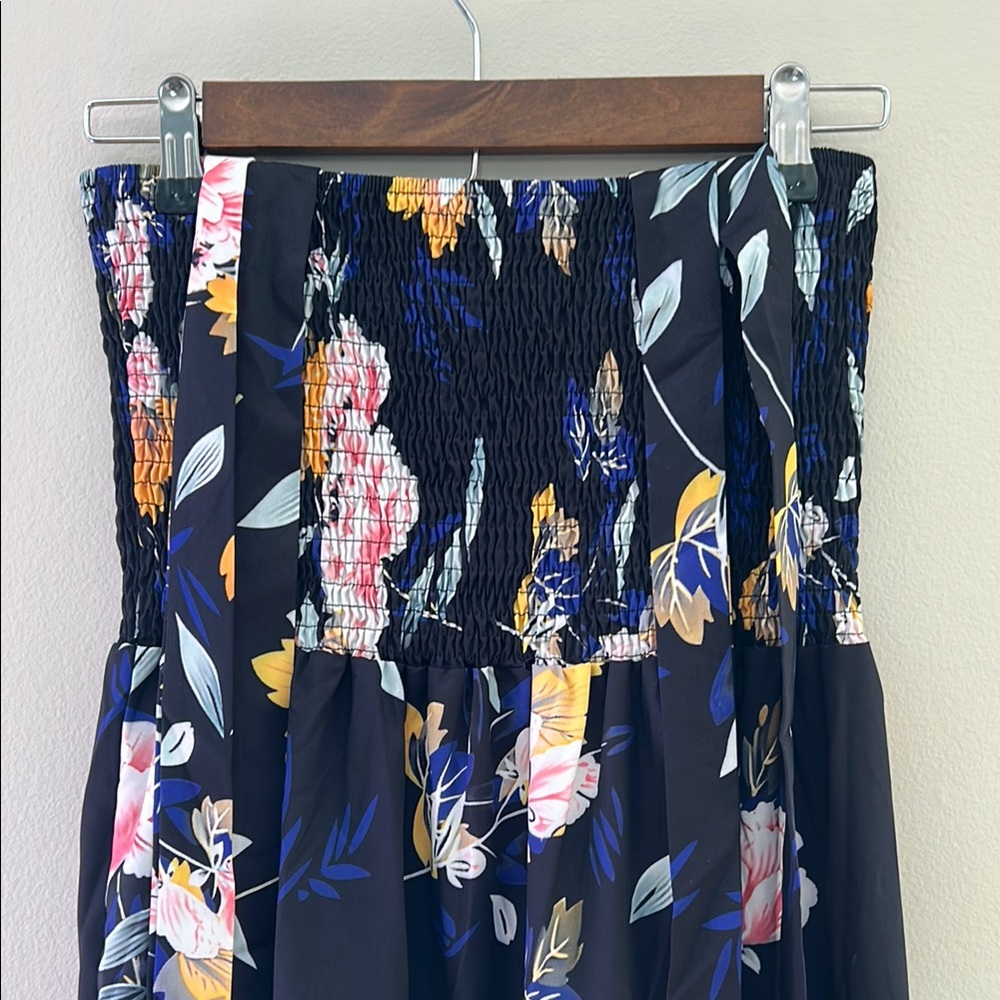MAXI DRESS - Floral Smocked Women's Medium